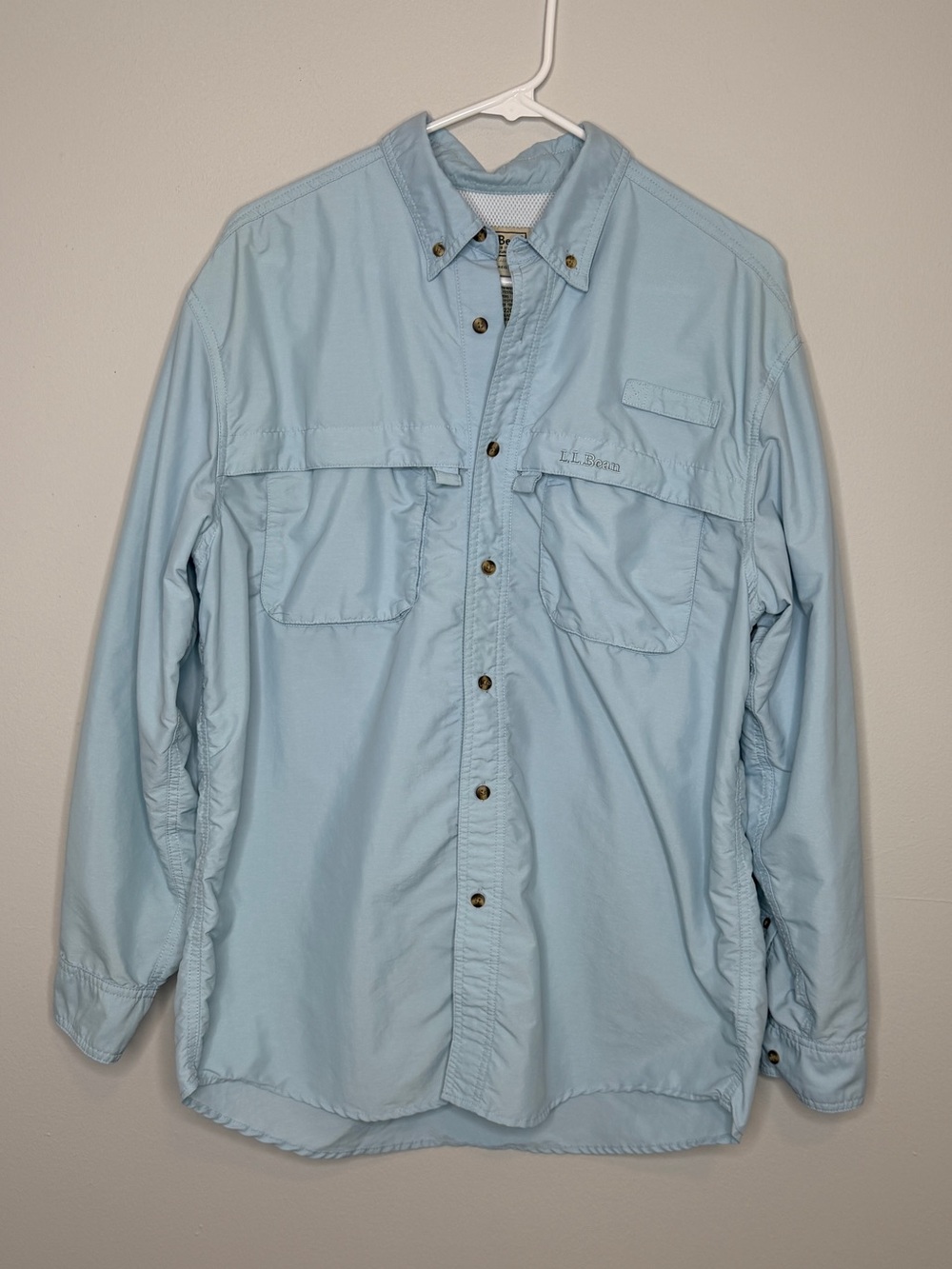 L.L. Bean Men’s Light Blue Long Sleeve Vented Dishing Shirt Medium Button Up